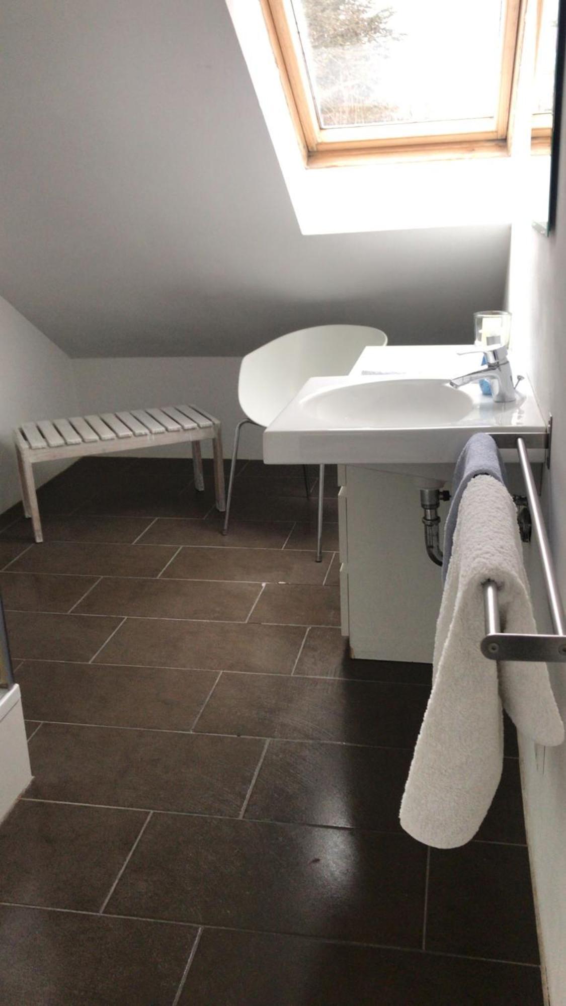 Nuernberg Erlenstegen - Zimmer Mit Bad 35 Qm Mit Parkplatz Екстер'єр фото